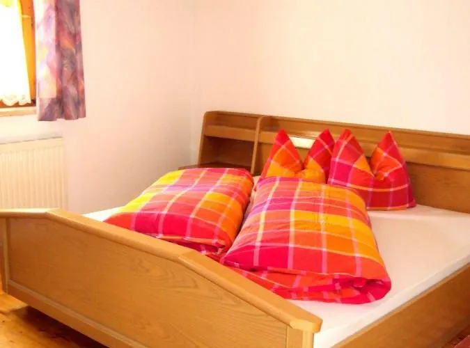 شقة Haus Neururer