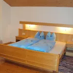 Haus Neururer Apartamento