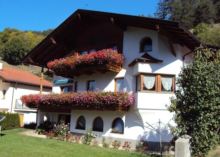 Haus Neururer 아파트 *