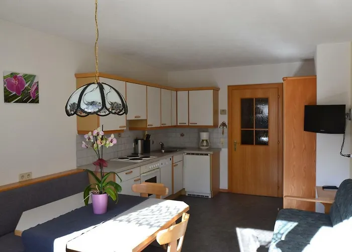 Haus Neururer 아파트 Kauns